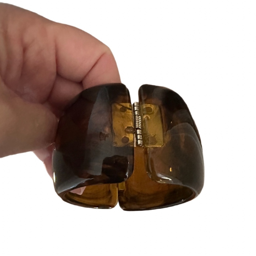 LOFT amber swirl wide cuff bracelet, hinged bangle bracelet with metallic clasp - Picture 5 of 5